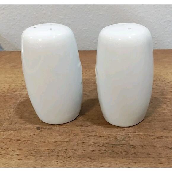 Vintage Better Homes & Gardens Salt And Pepper Set Ceramic White - Picture 4 of 11